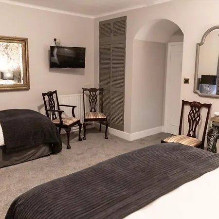 Aaron Court فندق مبيت وإفطار 3*