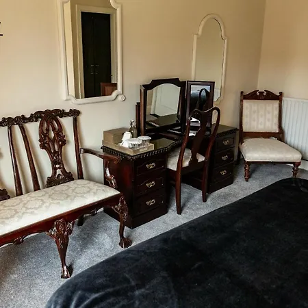 Aaron Court Panzió Dublin