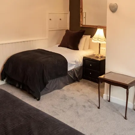 Aaron Court Bed & Breakfast Dublino