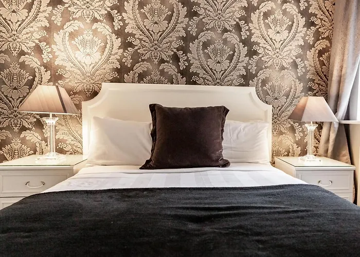 Bed & Breakfast Aaron Court Dublin