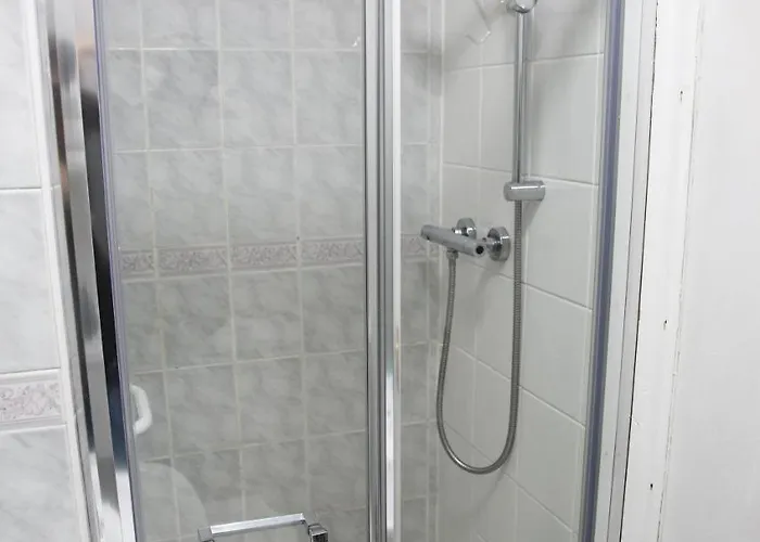 住宿加早餐酒店 Aaron Court 都柏林