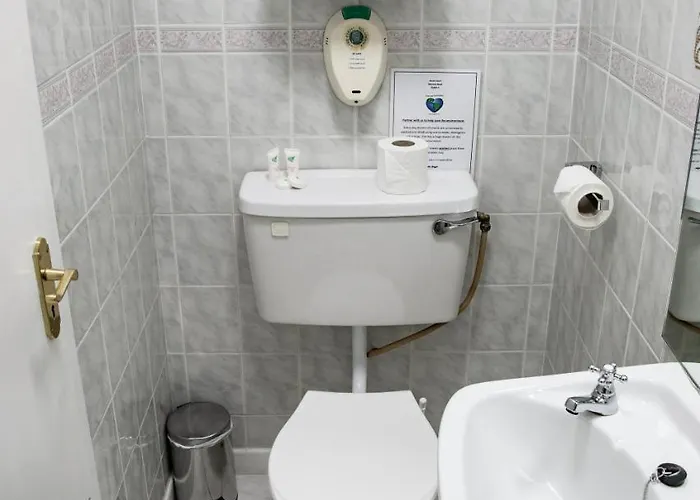 Aaron Court 住宿加早餐酒店