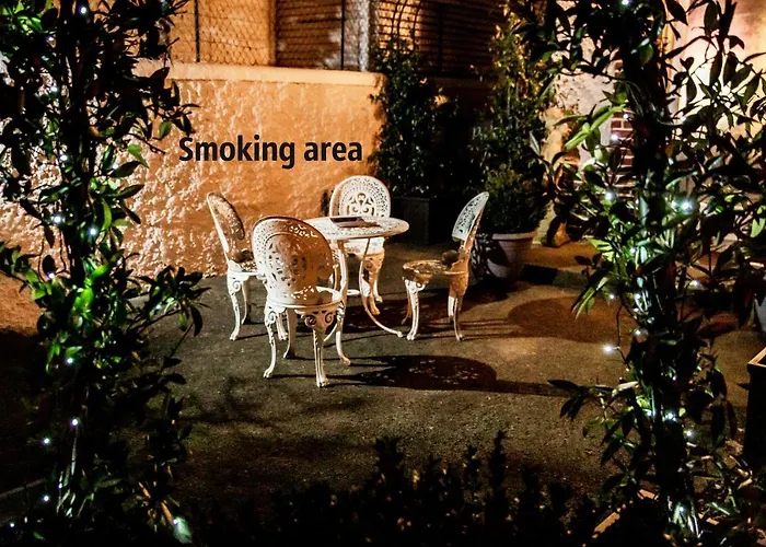 Aaron Court Bed & Breakfast