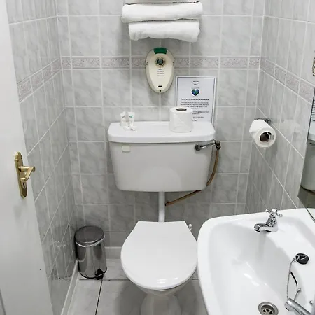 Aaron Court Oda ve Kahvaltı